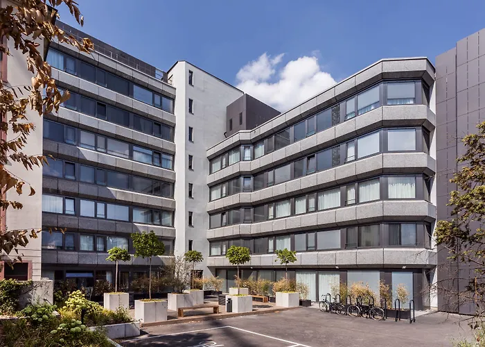 Skyreach Bizzstay - Wohnen Am Main Frankfurt am Main, Duitsland