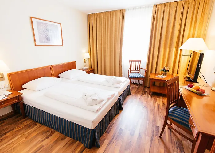 Hotel Excelsior - Central Station