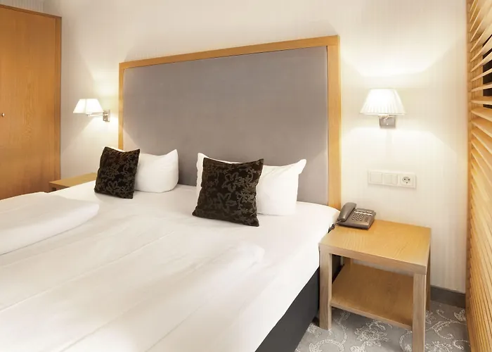 Townhouse Hotel