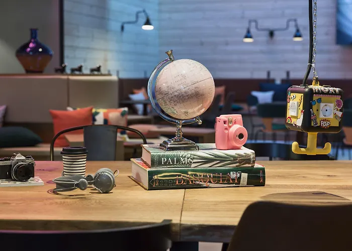 Moxy Frankfurt City Center
